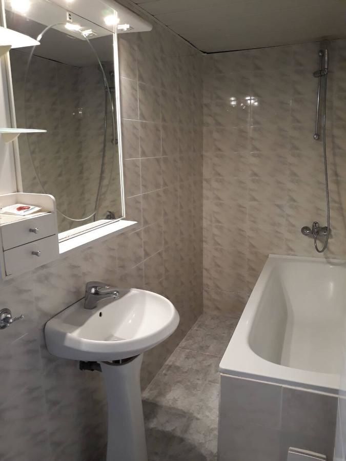 Отель The White House Guest House Несебр